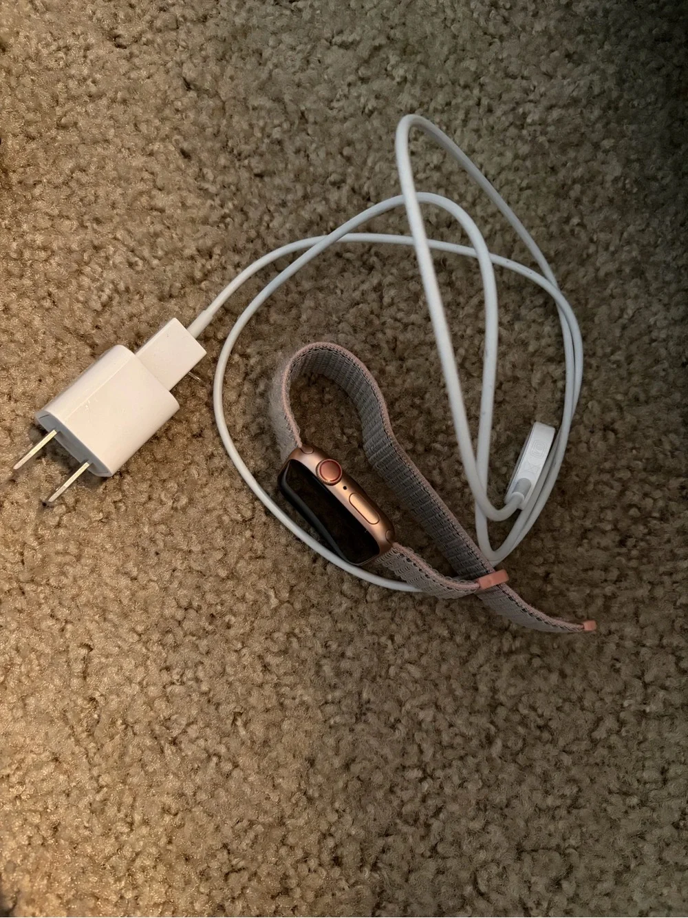 Apple Watch Rose Gold 40mm S5 w cellular. Comes w charger, box, &extra bands.